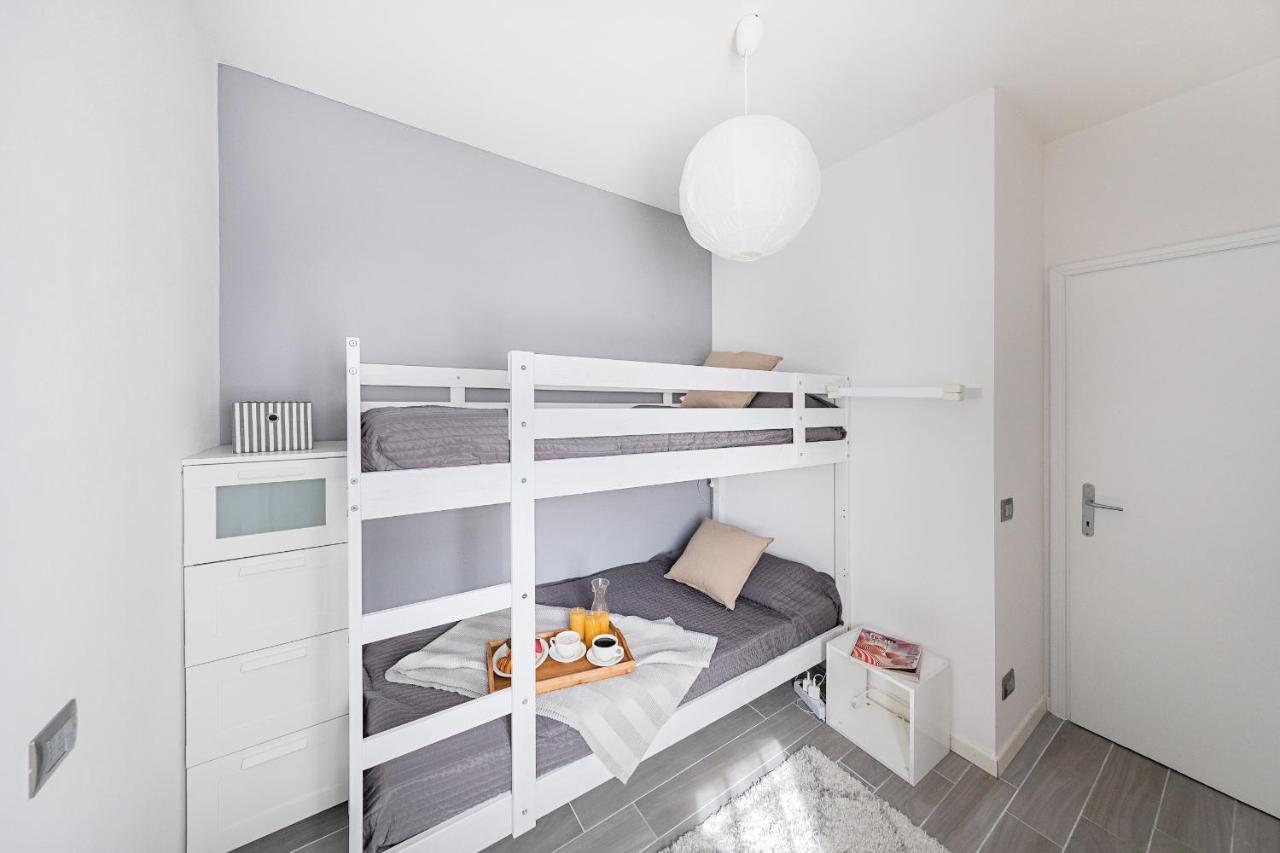 Appartamento Mazzini P1-25 By Wonderful Italy Sirmione Exterior photo